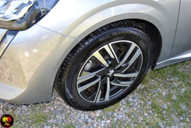 PEUGEOT 208 usata, con Airbag Passeggero