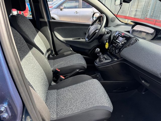 LANCIA Ypsilon usata, con Controllo trazione