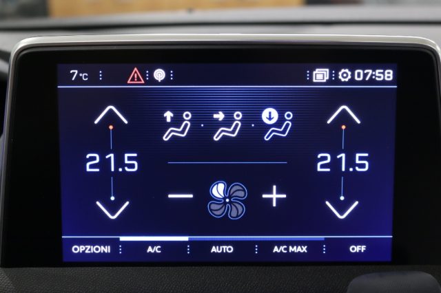 PEUGEOT 3008 usata, con Sistema di navigazione
