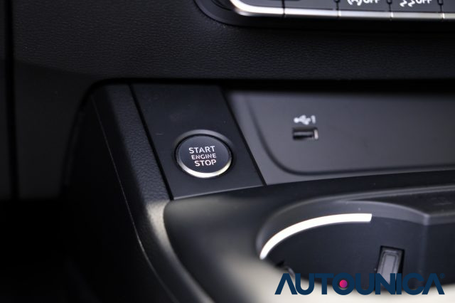 AUDI A4 usata, con Specchietti laterali elettrici