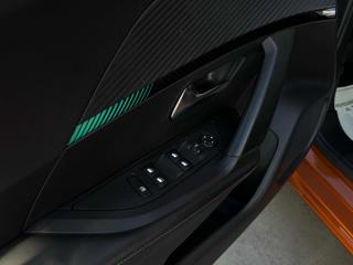 PEUGEOT 2008 usata, con Fendinebbia