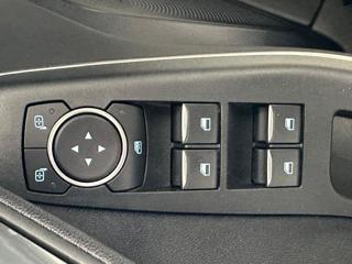 FORD Fiesta usata, con Park Distance Control