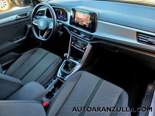VOLKSWAGEN T-Roc usata, con Controllo automatico clima