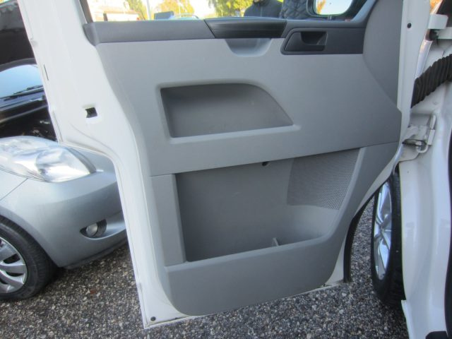 VOLKSWAGEN T5 usata 42