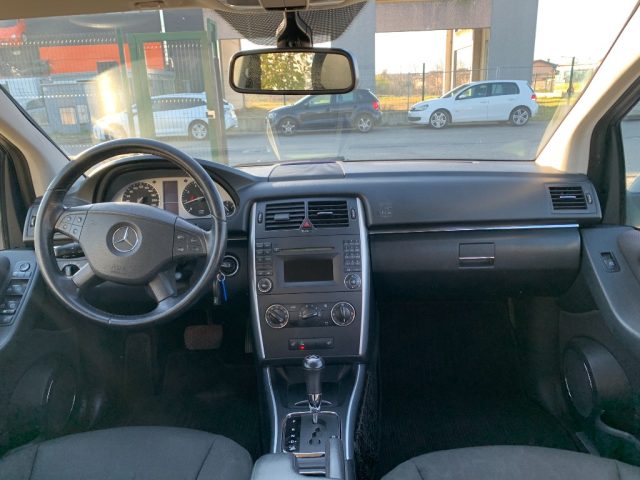 MERCEDES-BENZ B 180 usata, con Controllo trazione