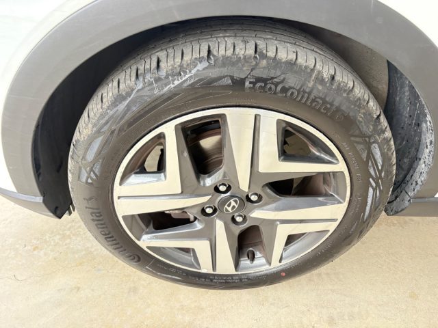 HYUNDAI Bayon usata, con Frenata d
