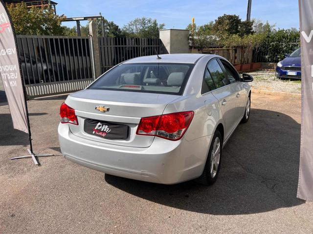 CHEVROLET Cruze usata, con Autoradio