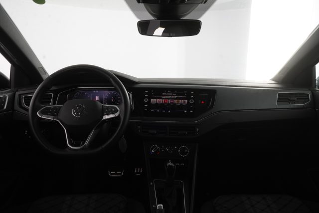 VOLKSWAGEN Taigo usata 10