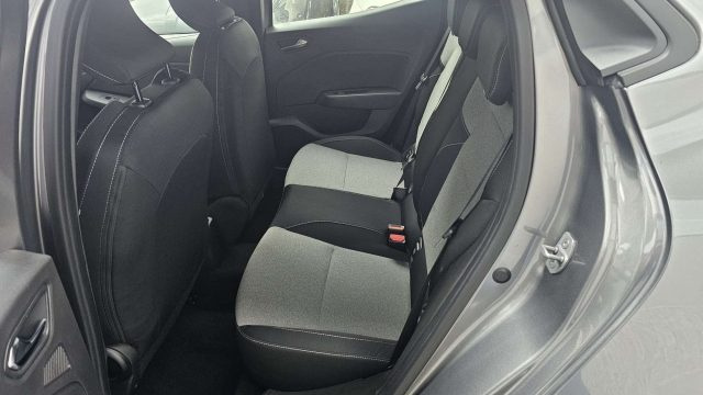 RENAULT Clio usata, con Controllo automatico clima