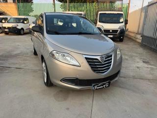 LANCIA Ypsilon usata, con Airbag