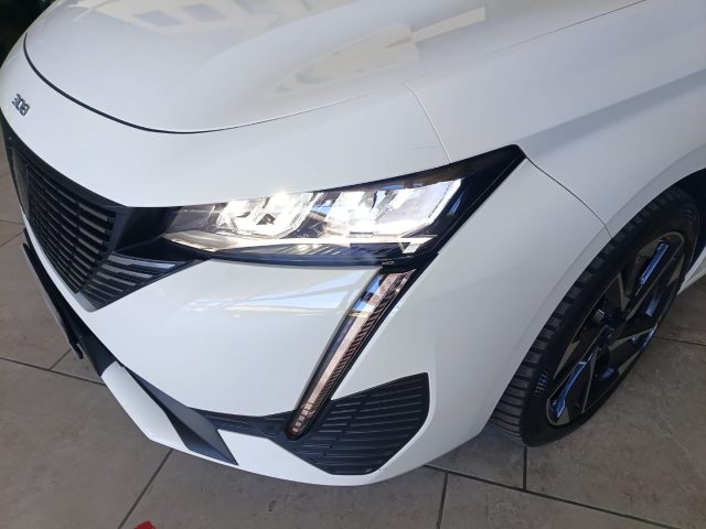 PEUGEOT 308 usata, con Volante in pelle