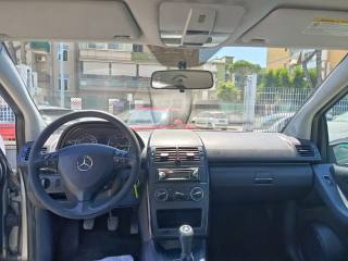 MERCEDES-BENZ A 180 usata, con Cerchi in lega