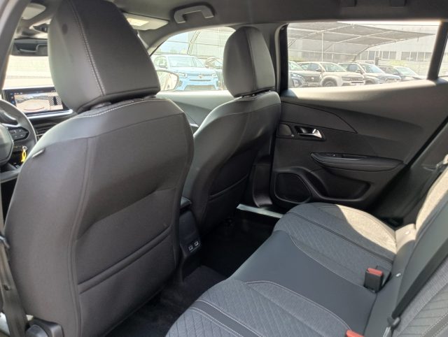 PEUGEOT 2008 usata, con Sistema di navigazione