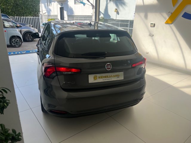 FIAT Tipo usata, con Controllo automatico clima