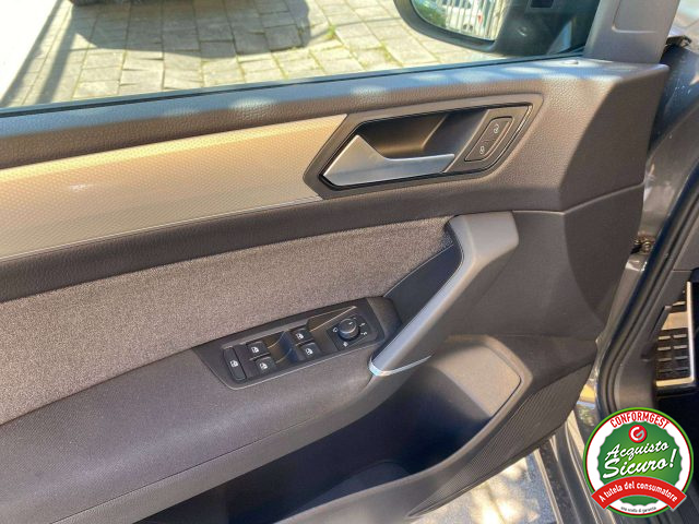 VOLKSWAGEN Touran usata, con Antifurto