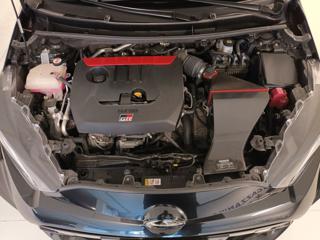 TOYOTA Yaris usata 43