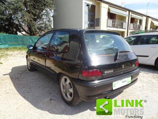 RENAULT Clio usata, con Autoradio