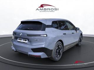 BMW iX usata 2