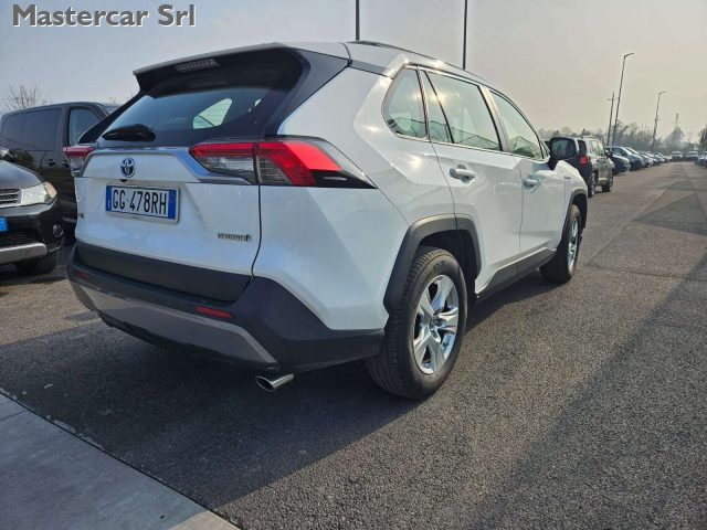 TOYOTA RAV 4 usata, con Autoradio