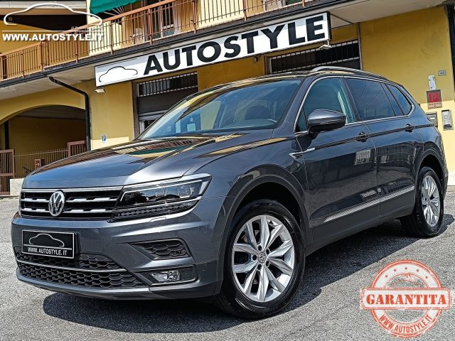 VOLKSWAGEN Tiguan Allspace usata, con Leve al volante