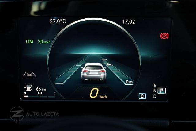 MERCEDES-BENZ GLA 180 usata, con Climatizzatore