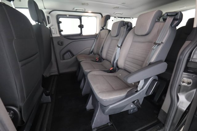 FORD Tourneo Custom usata 3