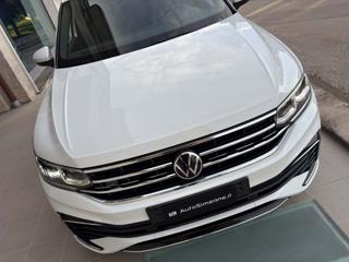 VOLKSWAGEN Tiguan usata, con Bracciolo