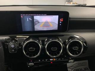 MERCEDES-BENZ CLA 180 usata, con Tetto panorama