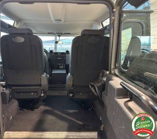 LAND ROVER Defender usata 22