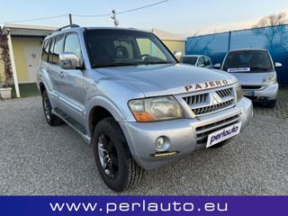 MITSUBISHI Pajero usata, con Airbag