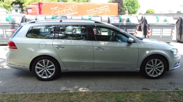 VOLKSWAGEN Passat usata, con Controllo trazione