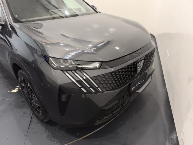 PEUGEOT 5008 usata, con Volante multifunzione