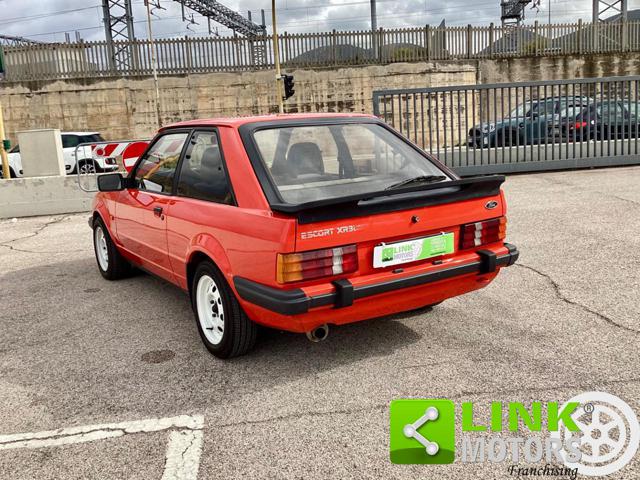 FORD Escort usata 6