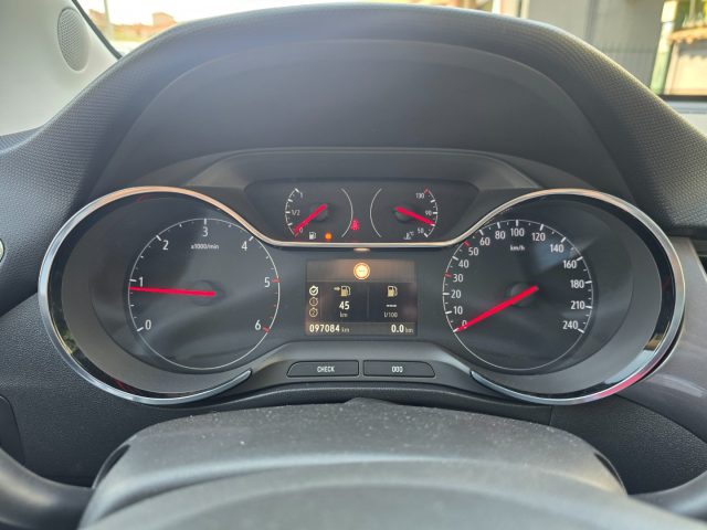 OPEL Crossland X usata, con Boardcomputer