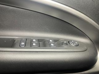 JEEP Avenger usata, con Sedile posteriore sdoppiato