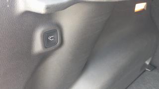 JEEP Compass usata, con Sedile posteriore sdoppiato