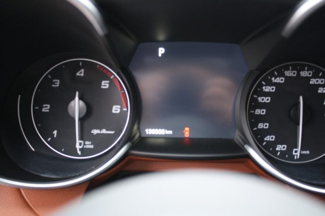 ALFA ROMEO Giulia usata, con Controllo trazione