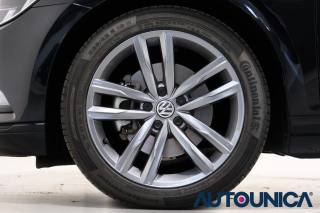 VOLKSWAGEN Passat Variant usata, con ESP