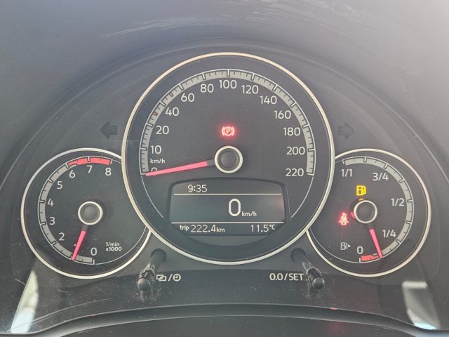VOLKSWAGEN up! usata, con Servosterzo