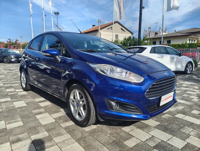 FORD Fiesta usata, con Airbag