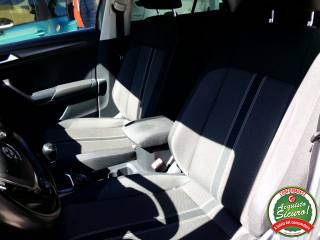 VOLKSWAGEN T-Roc usata, con Controllo automatico clima