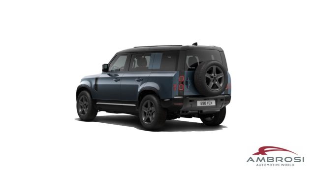 LAND ROVER Defender usata 2