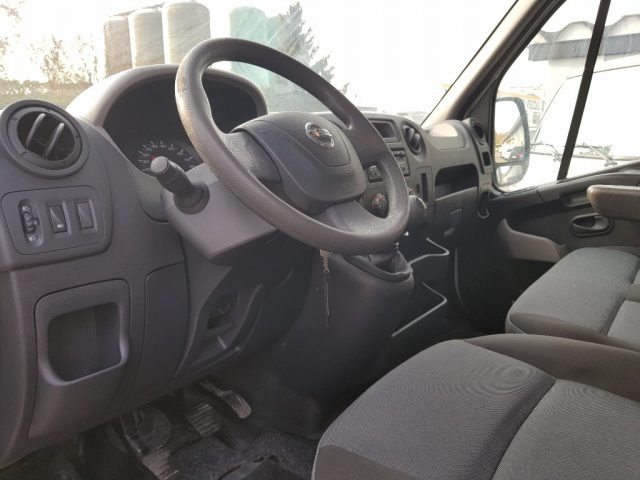 NISSAN NV400 usata, con Controllo trazione