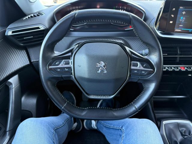 PEUGEOT 2008 usata, con Climatizzatore