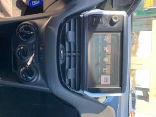PEUGEOT 2008 usata, con Touch screen