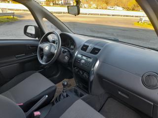 FIAT Sedici usata, con Specchietti laterali elettrici