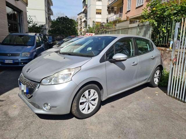 PEUGEOT 208 usata, con ABS