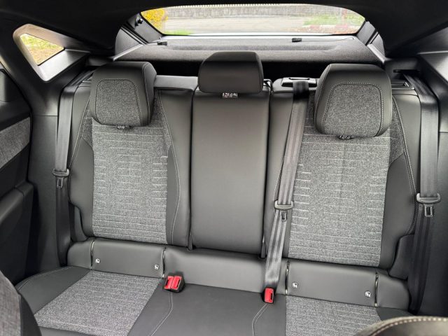 PEUGEOT 3008 usata, con Volante in pelle