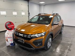 DACIA Sandero usata, con Fari LED