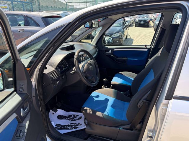 OPEL Meriva usata, con Sedile posteriore sdoppiato